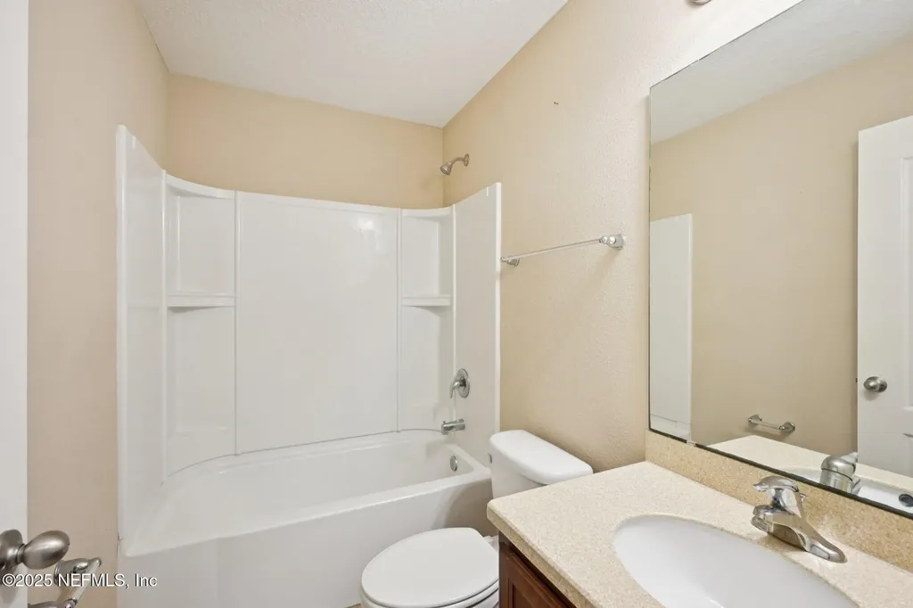 542 E Kings College Drive Fruit Cove FL 32259