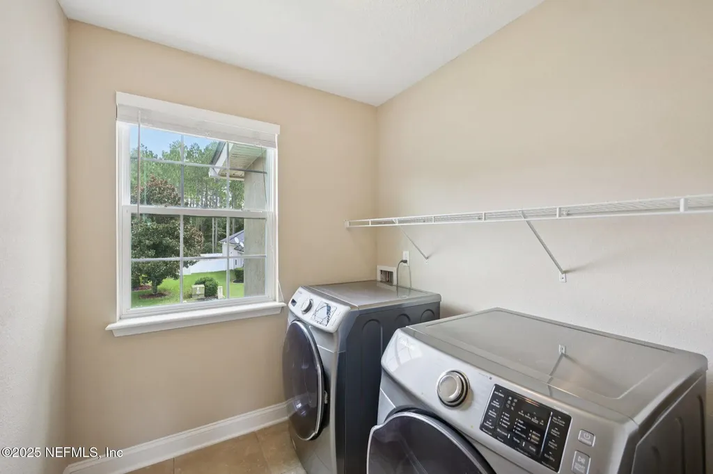 542 E Kings College Drive Fruit Cove FL 32259