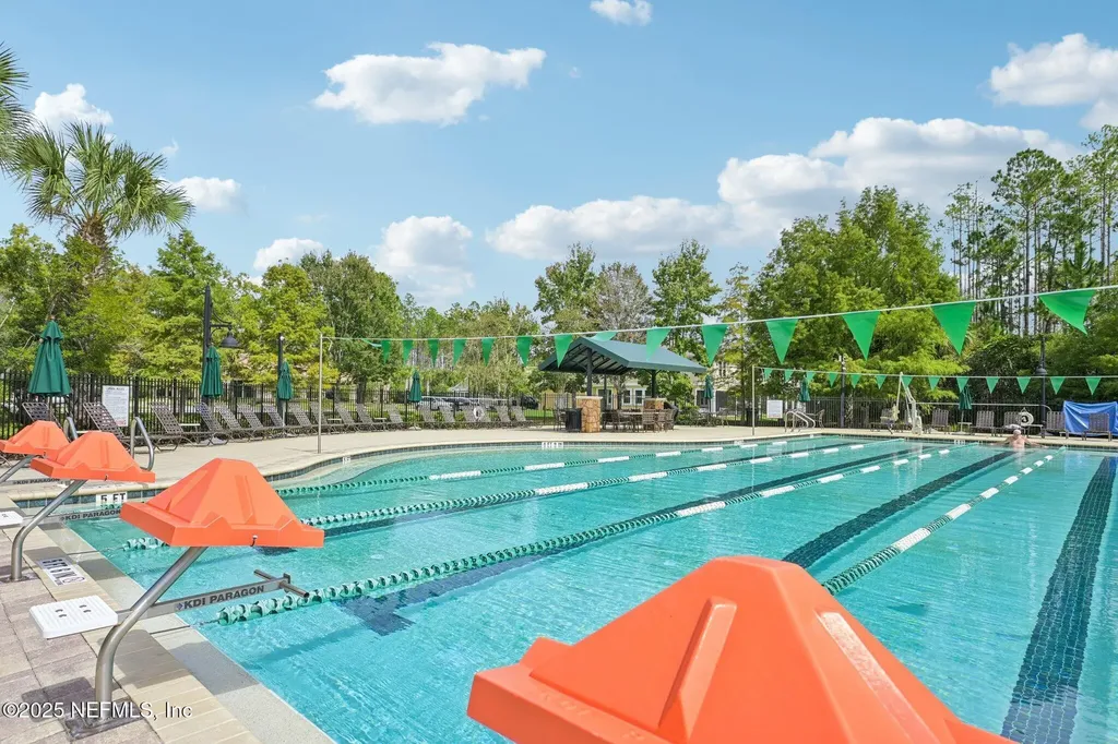 542 E Kings College Drive Fruit Cove FL 32259