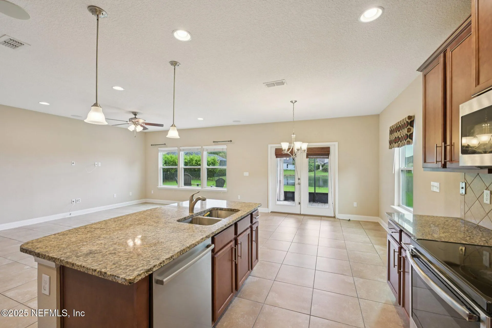 542 E Kings College Drive Fruit Cove FL 32259