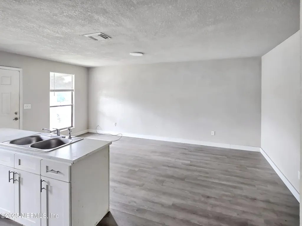 7811 Jasper Avenue Jacksonville FL 32211