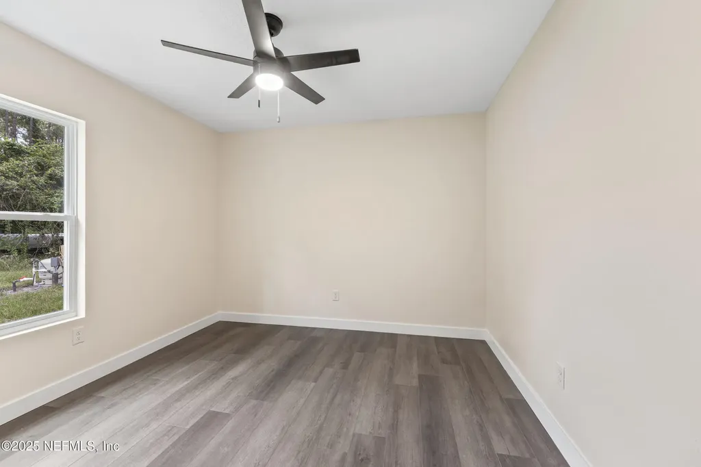 105 SE 3rd Street Georgetown FL 32139