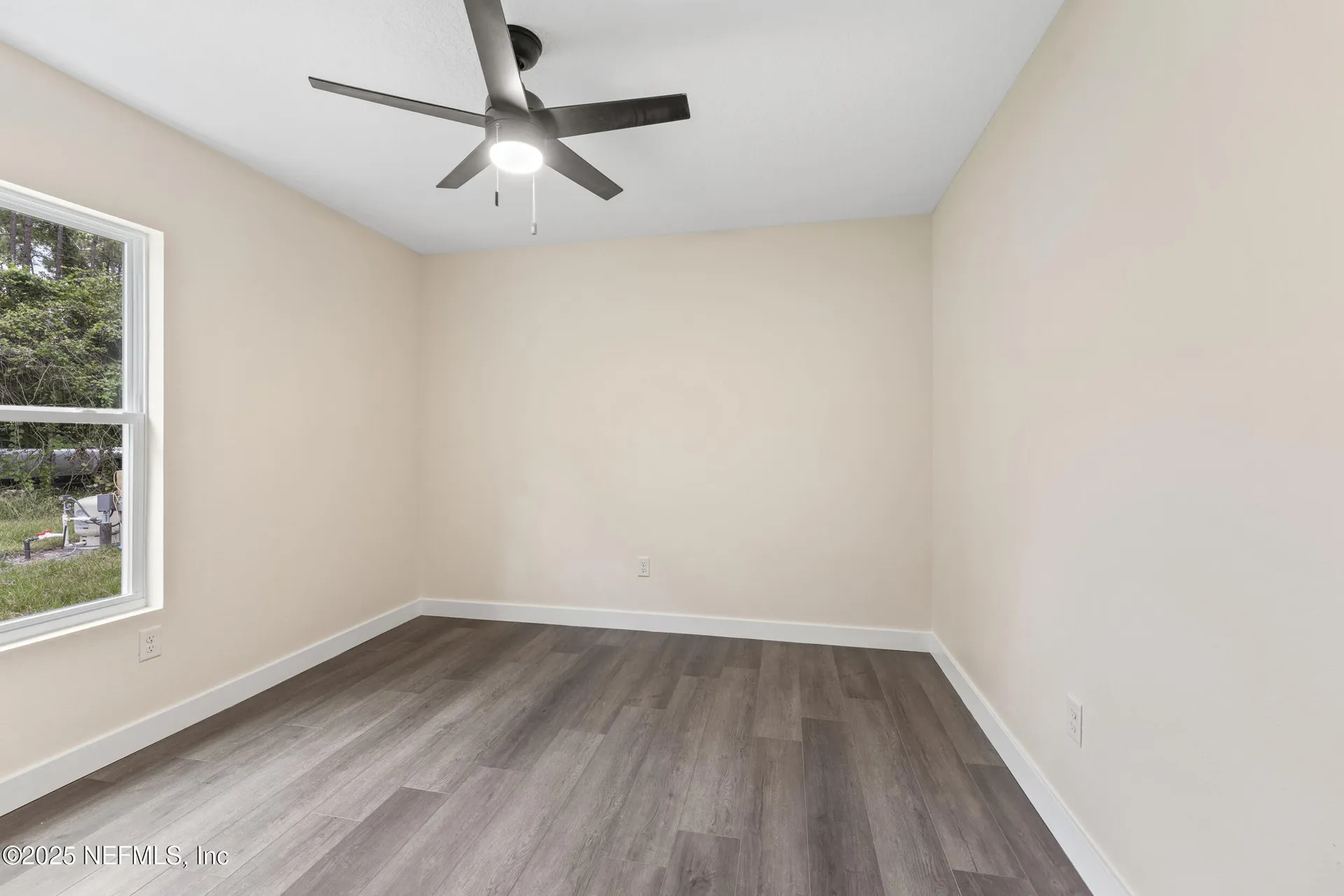 105 SE 3rd Street Georgetown FL 32139