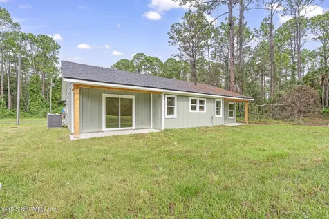 105 SE 3rd Street Georgetown FL 32139