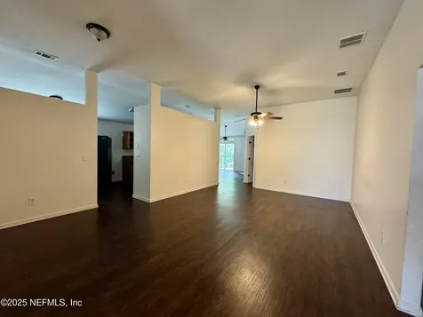 10207 Normandy Cove Street Jacksonville FL 32221