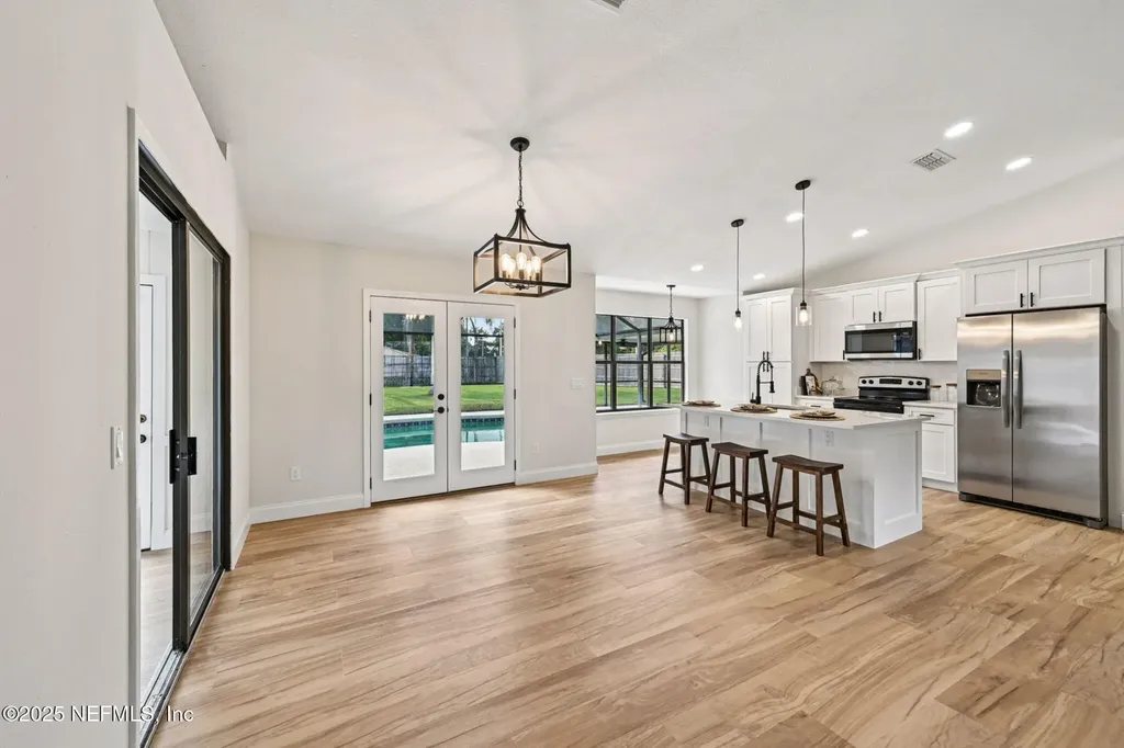 636 Los Palmas Drive Fleming Island FL 32003