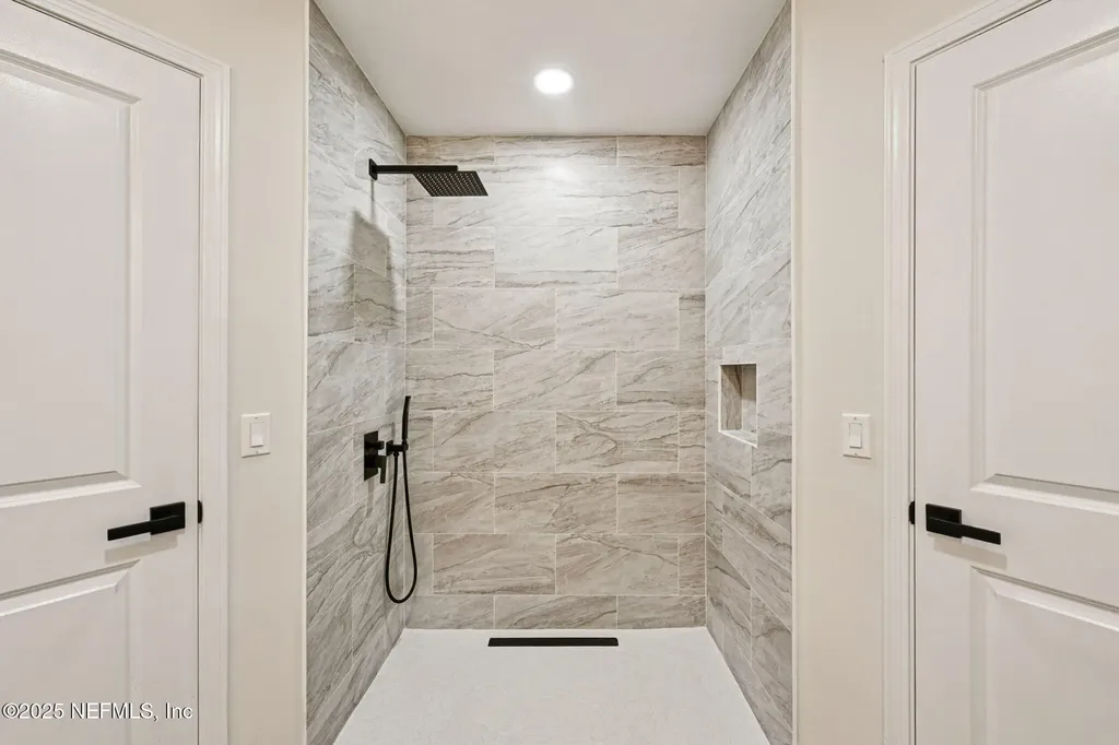 636 Los Palmas Drive Fleming Island FL 32003