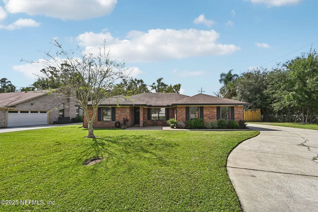 636 Los Palmas Drive Fleming Island FL 32003