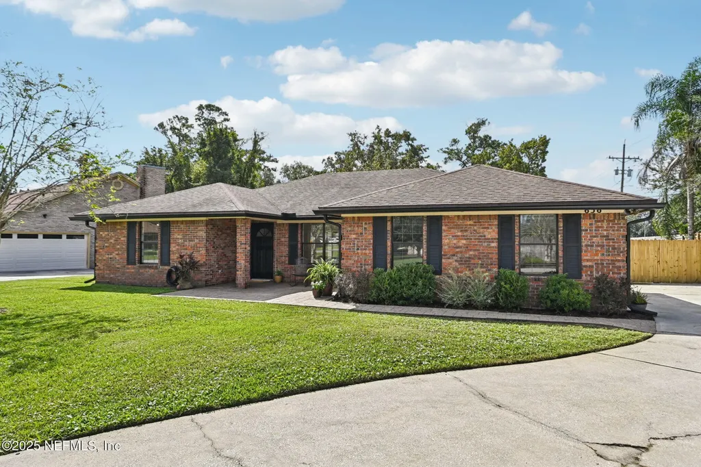 636 Los Palmas Drive Fleming Island FL 32003