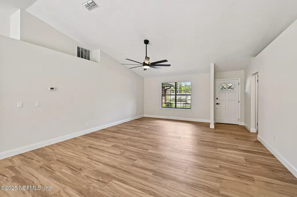 636 Los Palmas Drive Fleming Island FL 32003