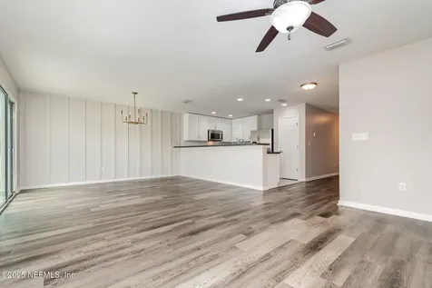 6529 Winding Greens Drive Jacksonville FL 32244