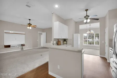 1232 Peabody Drive E Jacksonville FL 32221