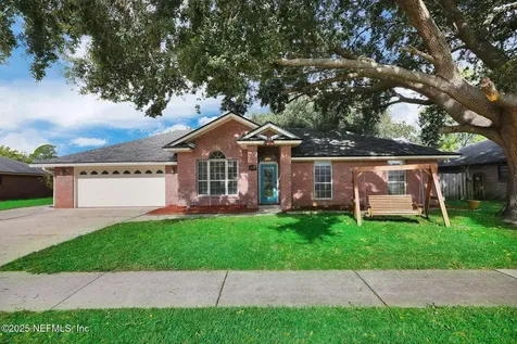 1232 Peabody Drive E Jacksonville FL 32221