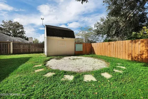 1232 Peabody Drive E Jacksonville FL 32221