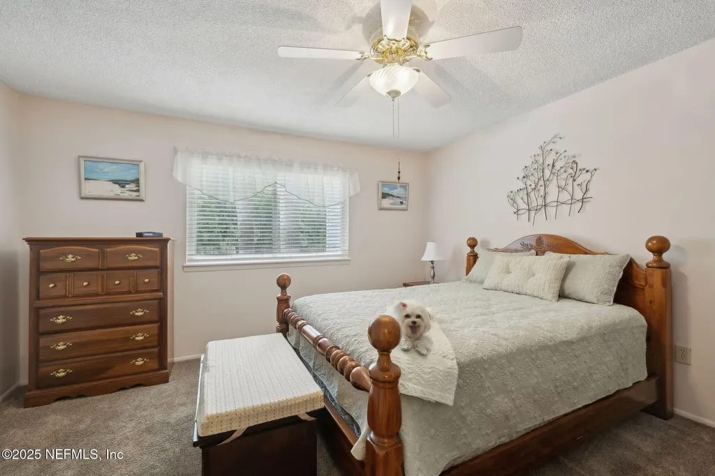 210 River Bend Place Welaka FL 32193