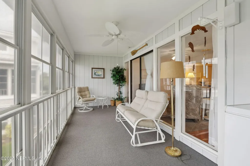 210 River Bend Place Welaka FL 32193