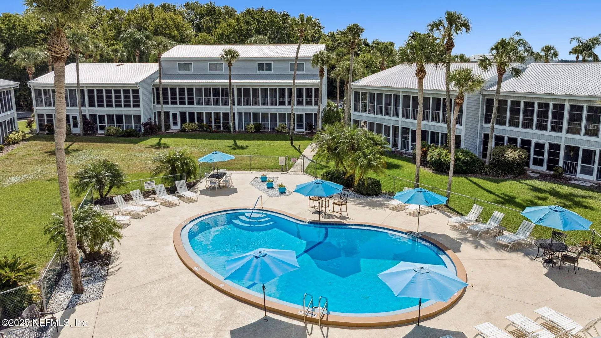 210 River Bend Place Welaka FL 32193