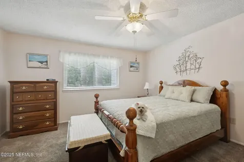 210 River Bend Place Welaka FL 32193