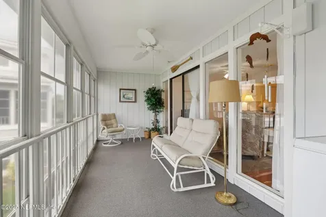 210 River Bend Place Welaka FL 32193