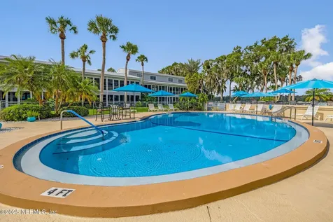 210 River Bend Place Welaka FL 32193