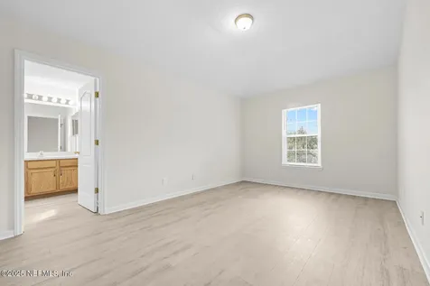 1553 Biscayne Bay Drive Jacksonville FL 32218