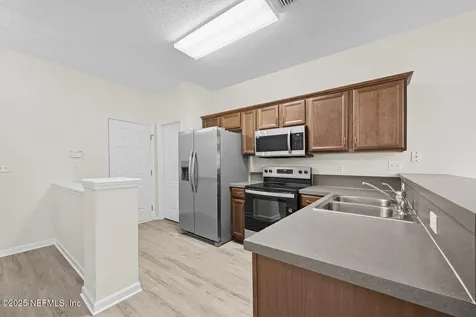 1553 Biscayne Bay Drive Jacksonville FL 32218
