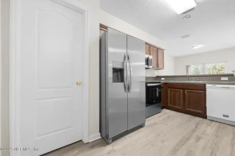 1553 Biscayne Bay Drive Jacksonville FL 32218