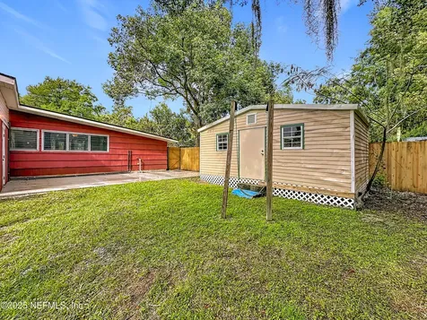 800 N Cypress Avenue Green Cove Springs FL 32043