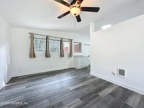 800 N Cypress Avenue Green Cove Springs FL 32043