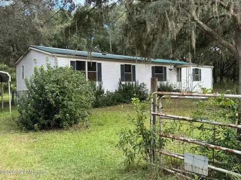 910 Ofarrell Avenue Interlachen FL 32148