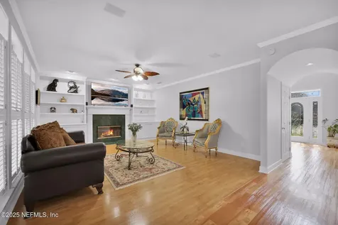 12863 La Costa Court Jacksonville FL 32225