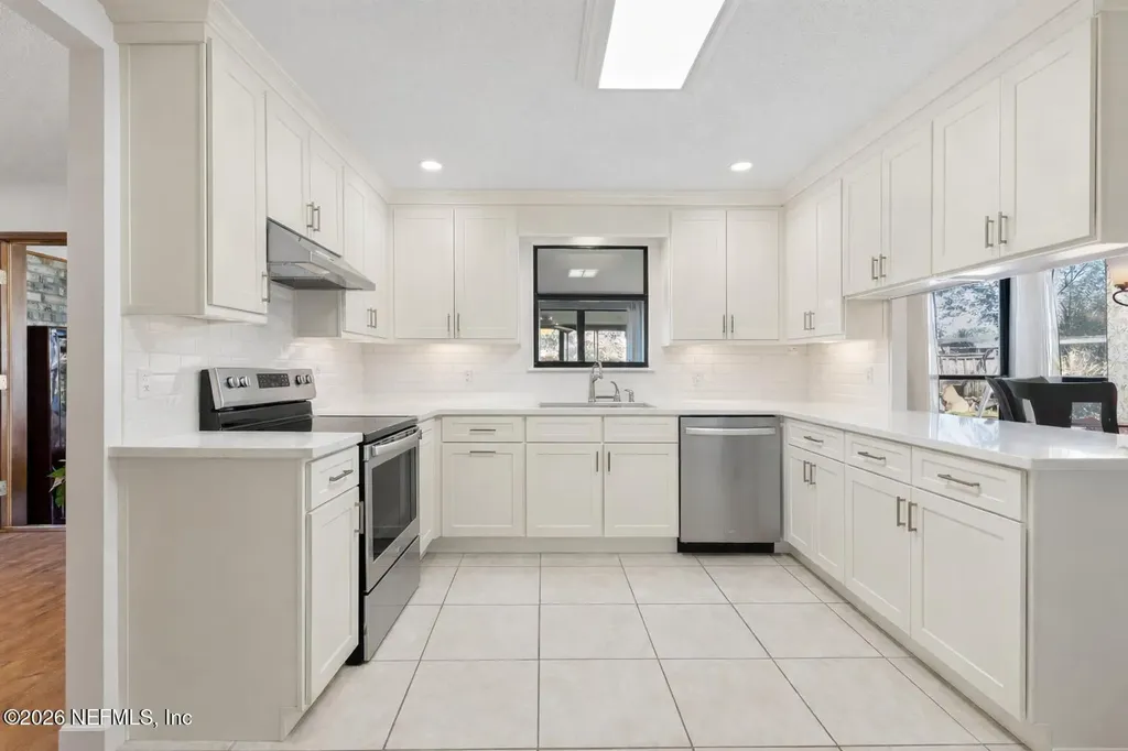 531 Los Palmas Drive Fleming Island FL 32003