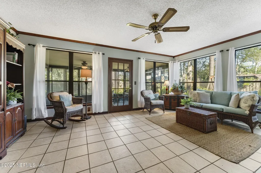 531 Los Palmas Drive Fleming Island FL 32003