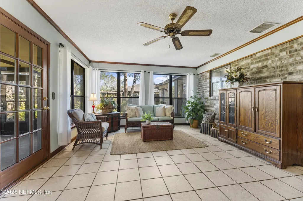 531 Los Palmas Drive Fleming Island FL 32003