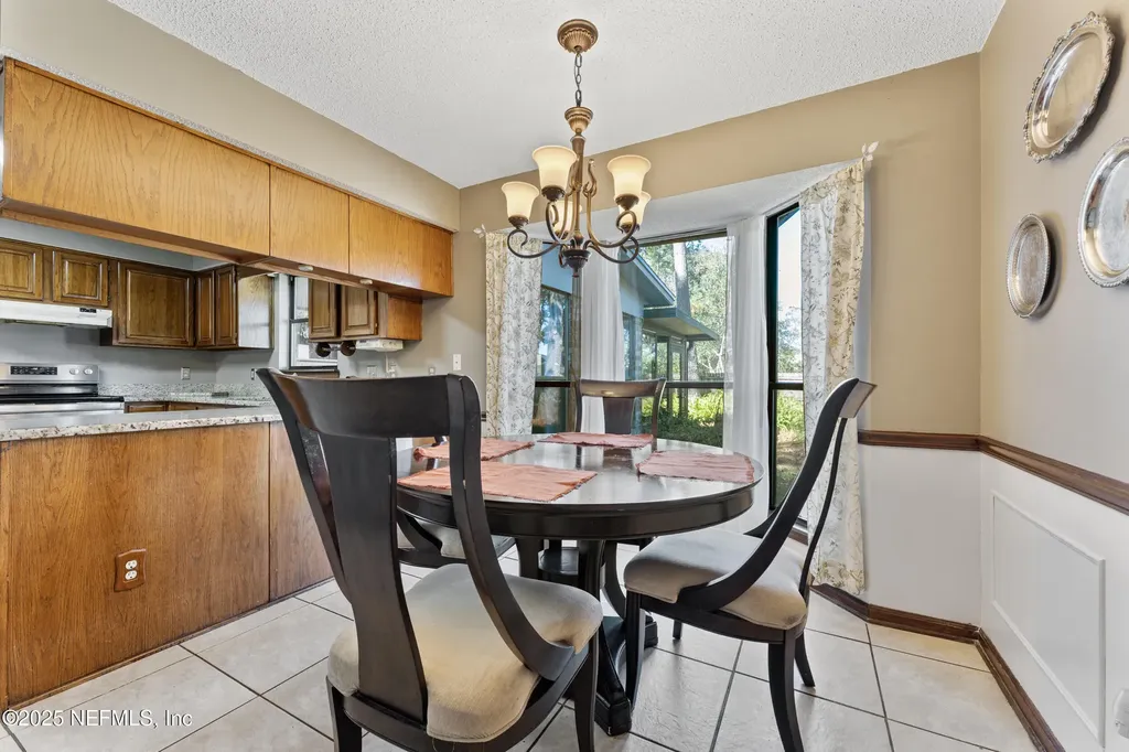 531 Los Palmas Drive Fleming Island FL 32003