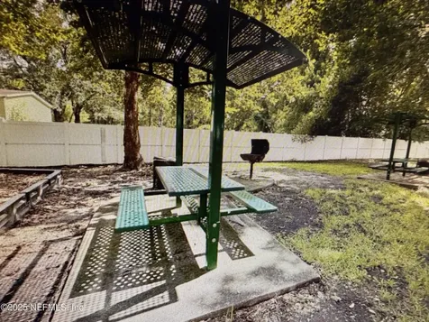 6105 Maggies Circle Jacksonville FL 32244