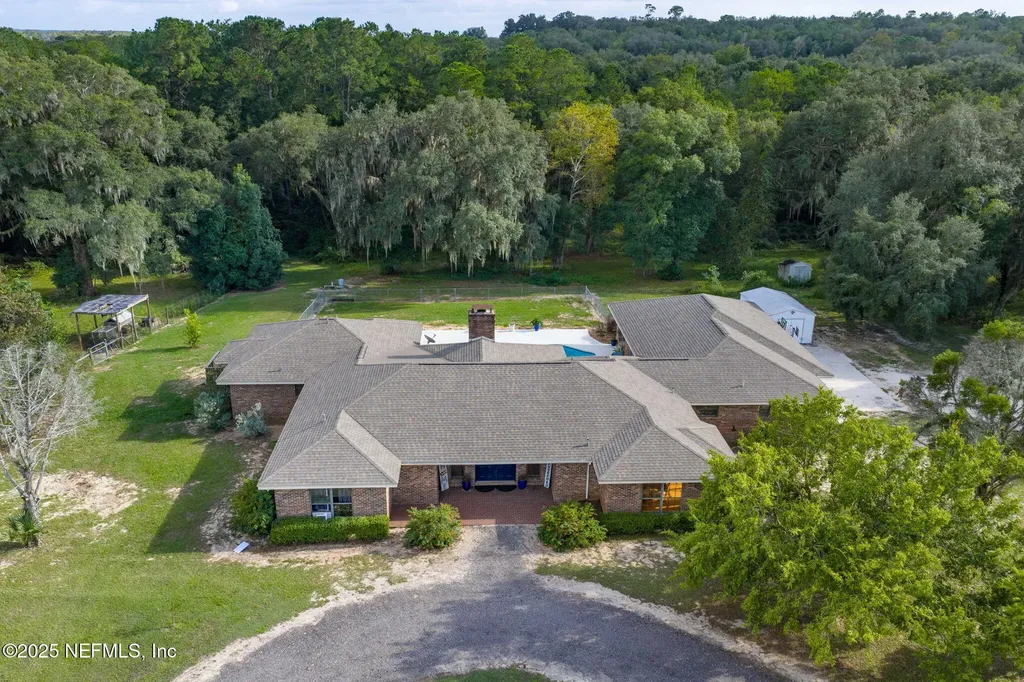 105 Dairy Road Melrose FL 32666