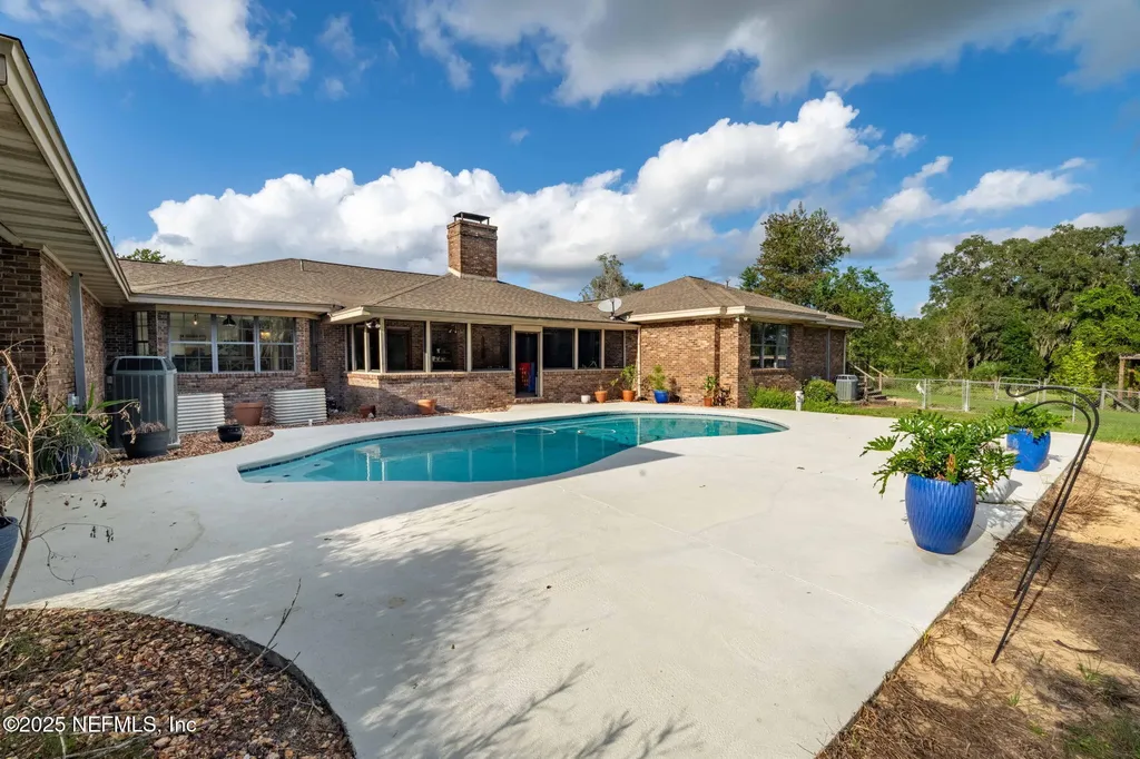105 Dairy Road Melrose FL 32666