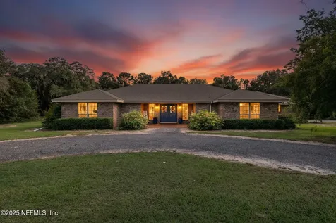 105 Dairy Road Melrose FL 32666