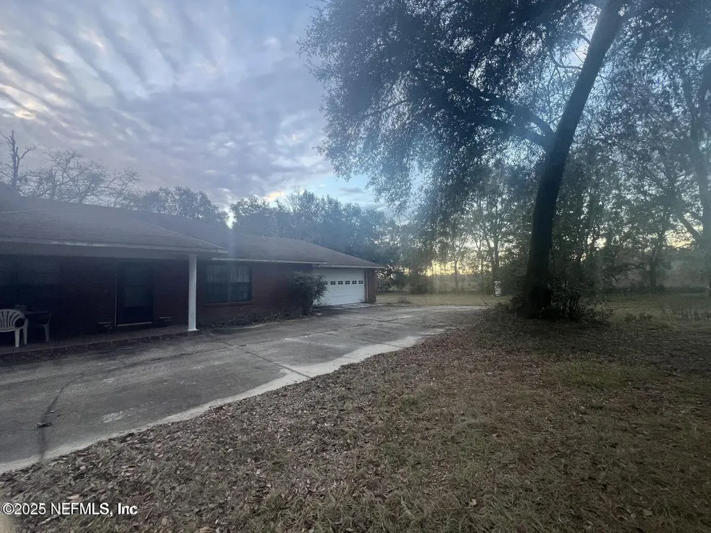 21400 NW NW County Road 235 Lake Butler FL 32054