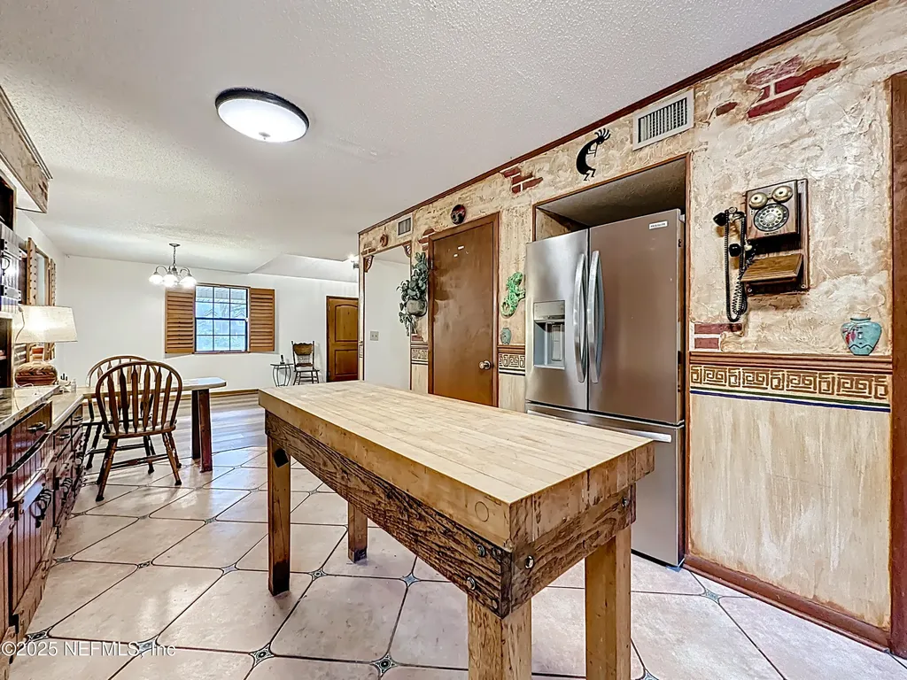 35061 Karen Road Callahan FL 32011