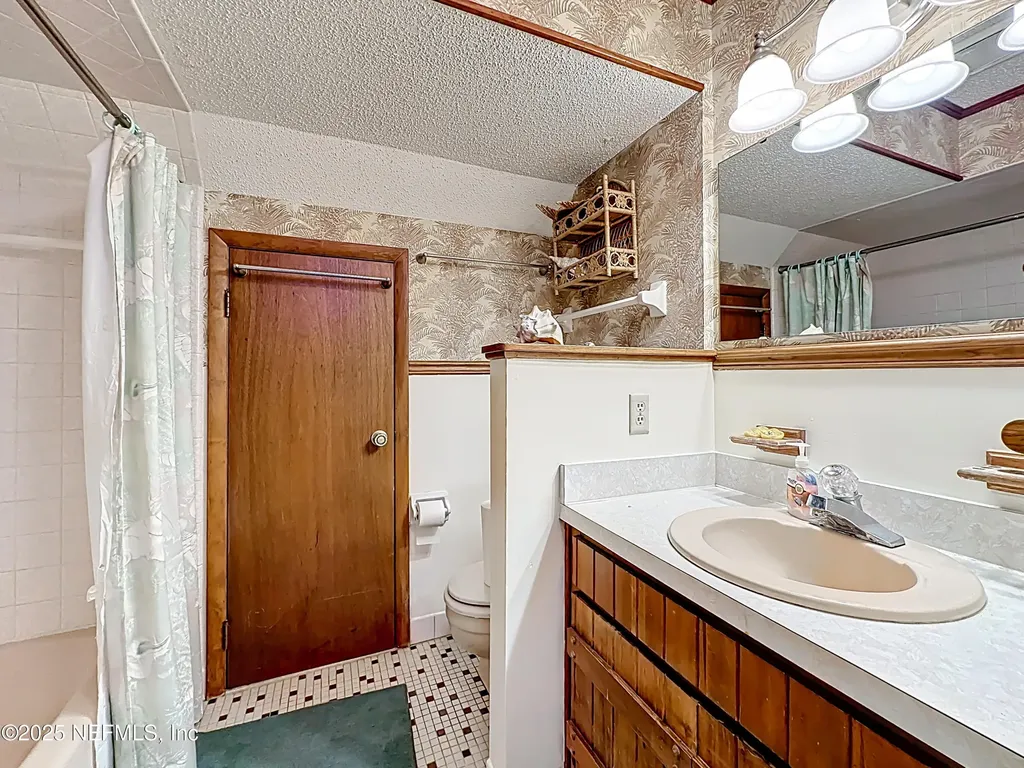 35061 Karen Road Callahan FL 32011