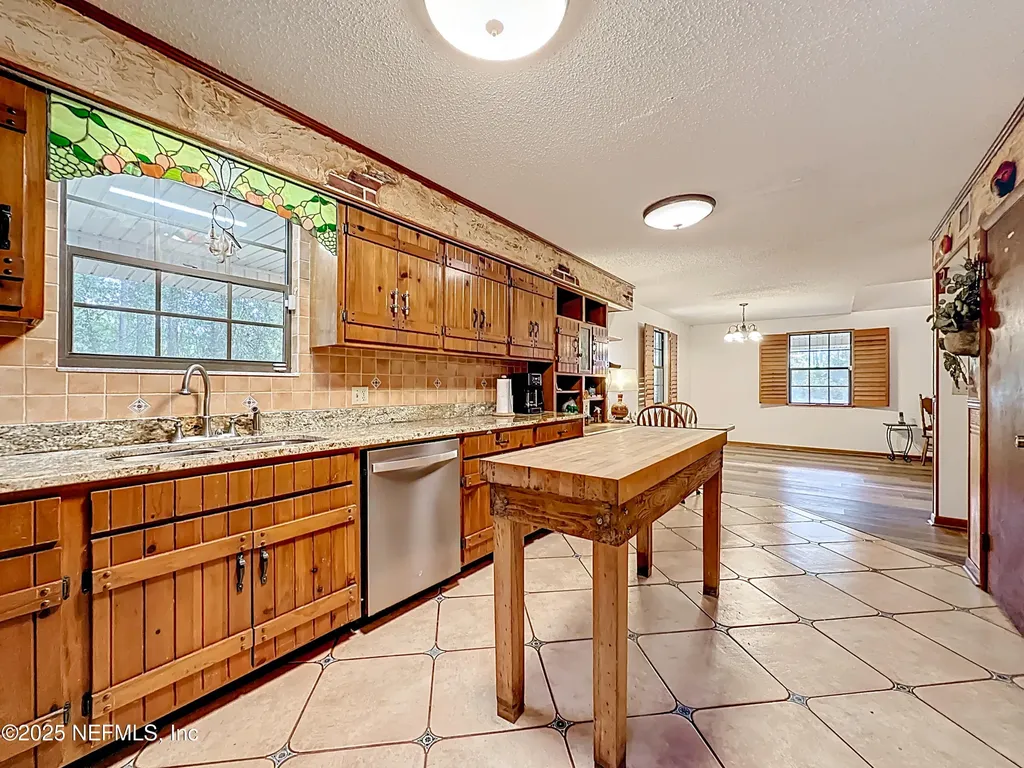 35061 Karen Road Callahan FL 32011