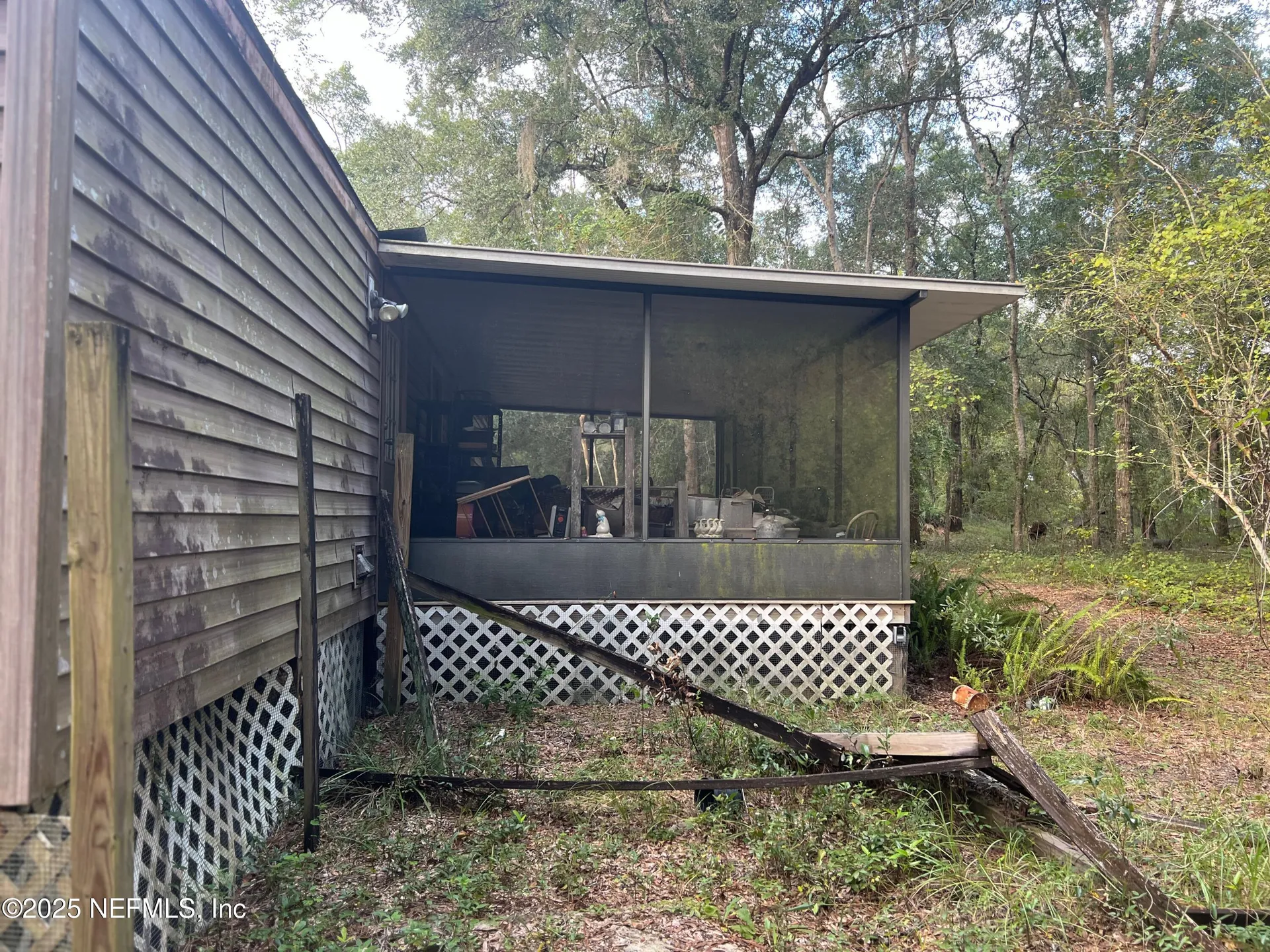 126 Willow Lane Hawthorne FL 32640