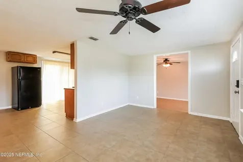 8360 Red Holly Lane Jacksonville FL 32221