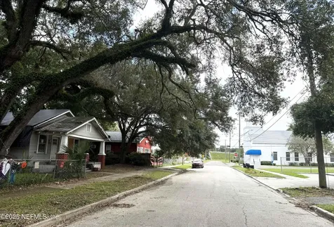 1171 E 16th Street Jacksonville FL 32206