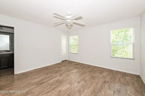 548 Eiseman Way Jacksonville FL 32216