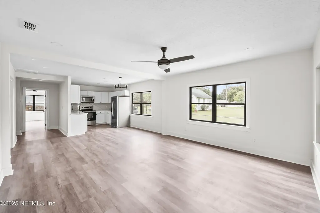 705 Bay Street Green Cove Springs FL 32043