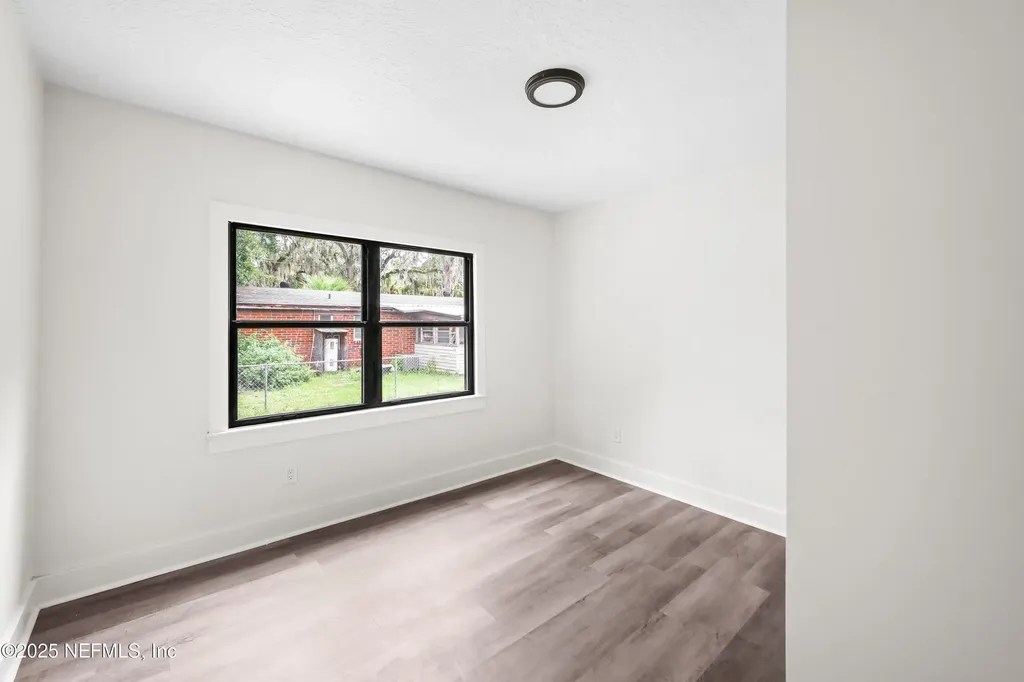 705 Bay Street Green Cove Springs FL 32043