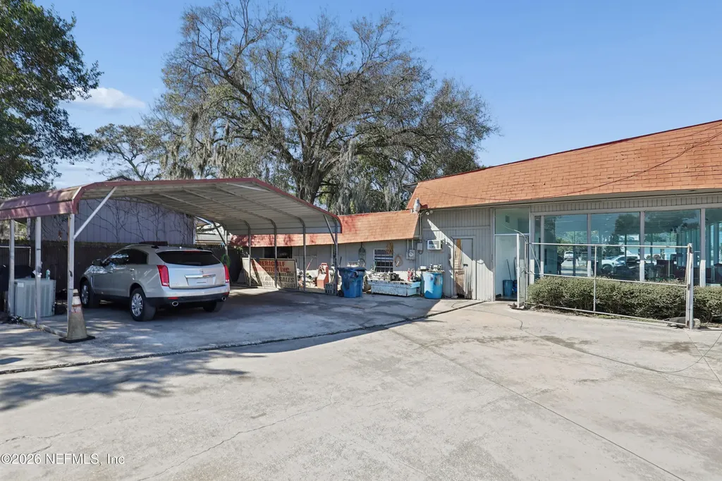 6200 Arlington Expressway Jacksonville FL 32211